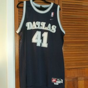XL Dirk Nowitzki '87 Dallas Mavericks Nike Jersey